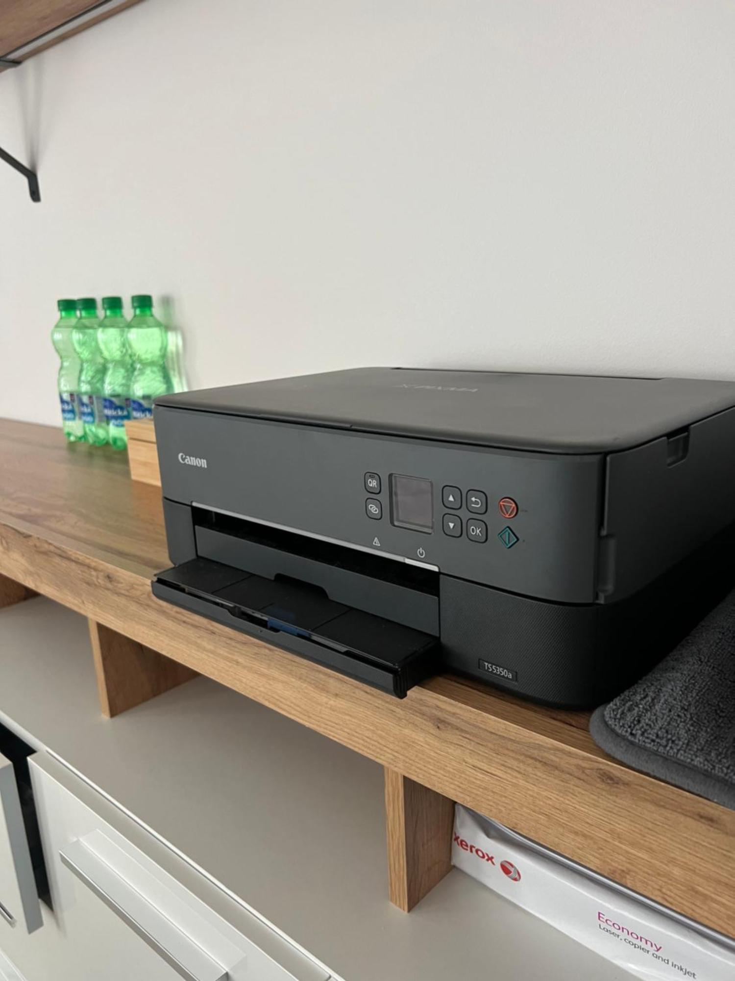 Skau Piano Family & Business Apartment Free Parking Bratislava Buitenkant foto